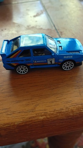 Hot wheels audi sport - hot, 84
