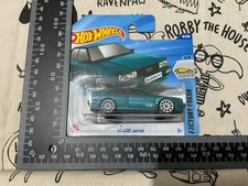 Hot Wheels Factory Fresh 2/5